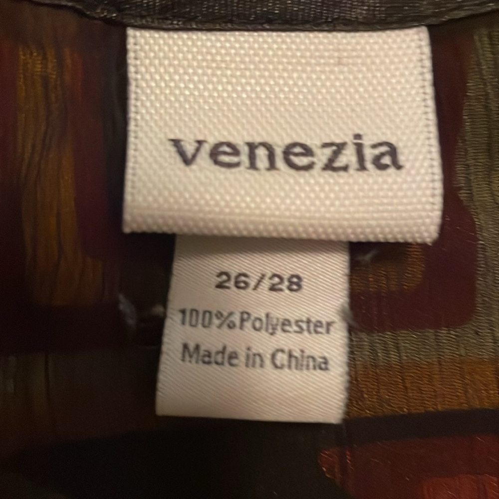Venezia black layered peasant blouse​​​ - Picture 3 of 3